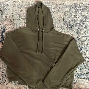 size small long sleeve cropped hooded sweater